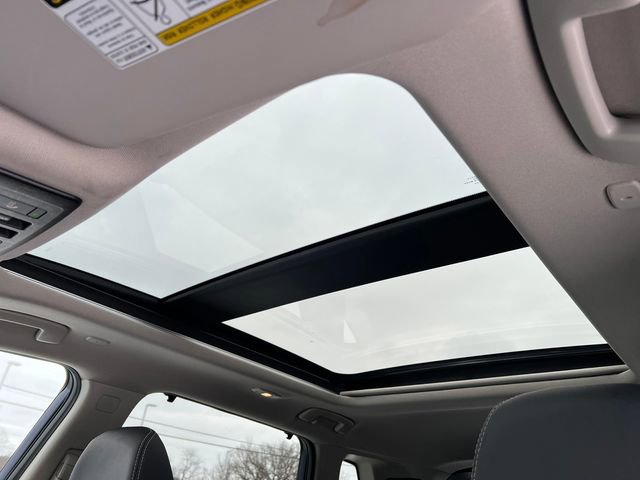 Used 2024 Nissan Rogue SL w/ SL Premium Package image 7