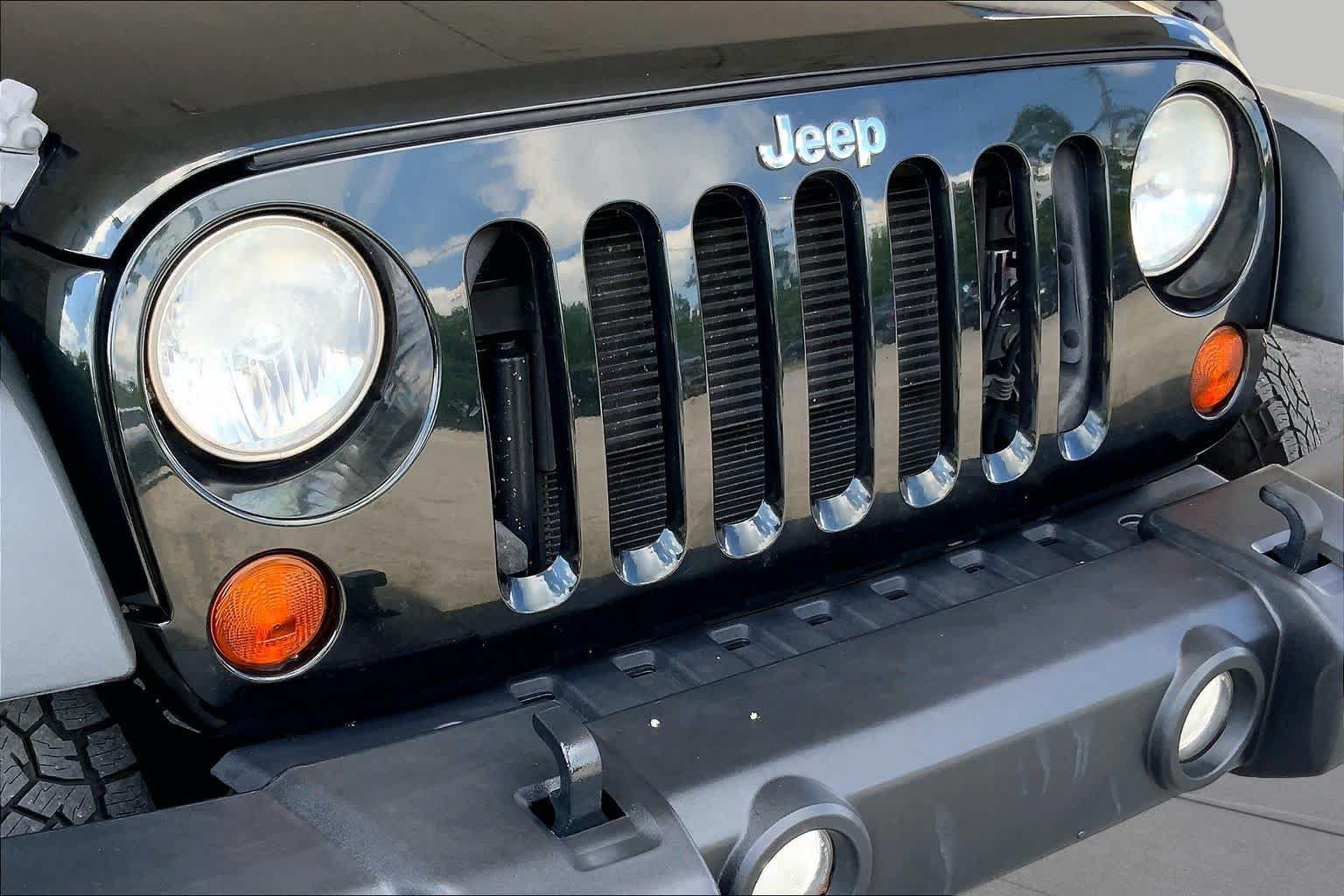 Used 2012 Jeep Wrangler Sport AWD/4WD image 30