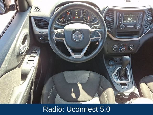 Used 2016 Jeep Cherokee Sport AWD/4WD image 3
