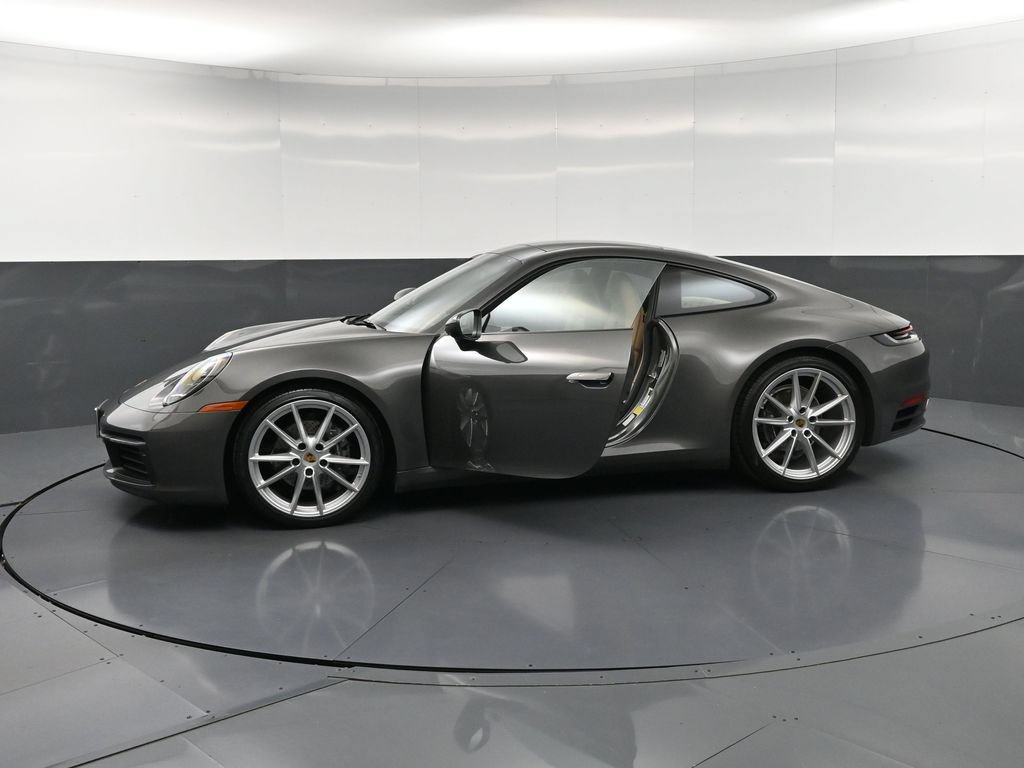 Certified 2022 Porsche 911 Carrera RWD image 33