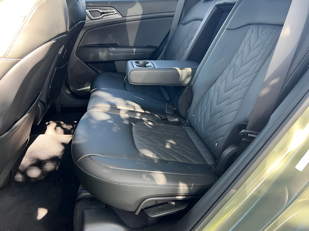 Used 2025 Kia Sportage X-Line w/ Premium Package AWD/4WD image 12