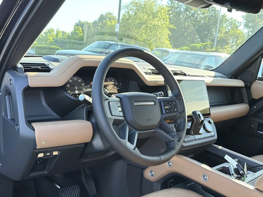 New 2026 Land Rover Defender 110 X-Dynamic SE AWD/4WD image 10