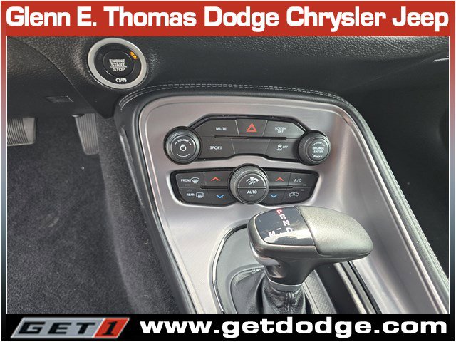 Certified 2023 Dodge Challenger SXT w/ Blacktop Package image 18