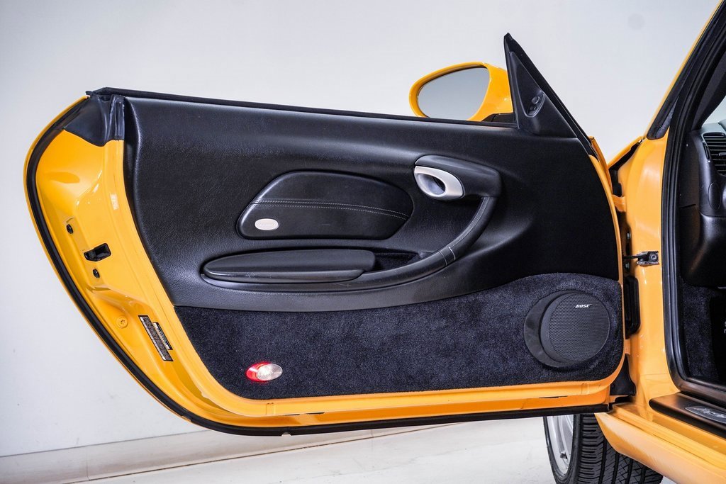 Used 2003 Porsche Boxster image 24