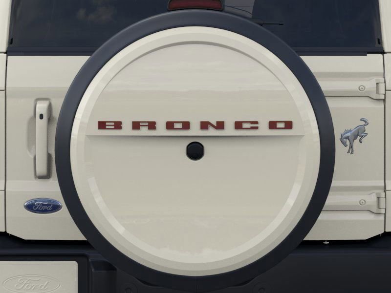 New 2026 Ford Bronco Outer Banks w/ Sasquatch Package image 24