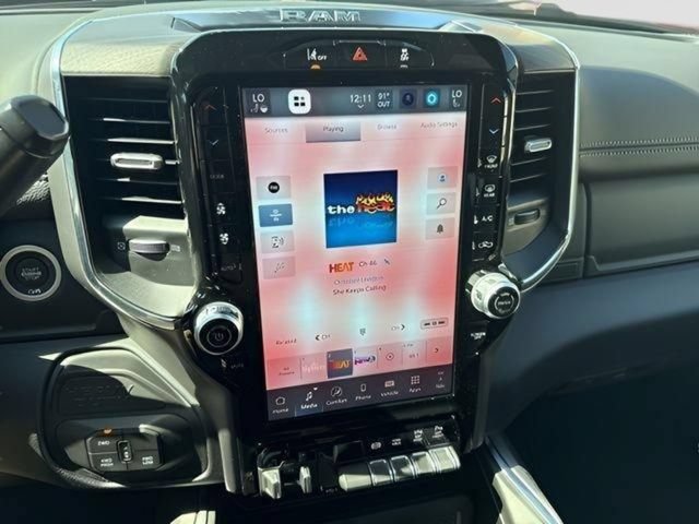 New 2026 RAM 2500 Laramie w/ Night Edition AWD/4WD image 18