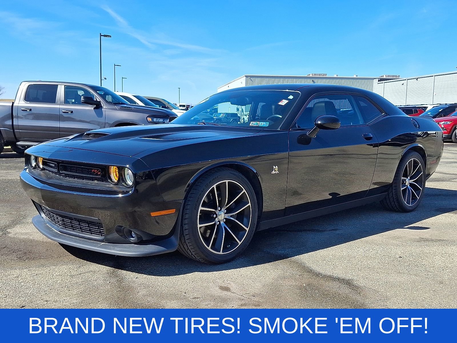 Used 2016 Dodge Challenger R/T Scat Pack w/ Leather Interior Group image 3