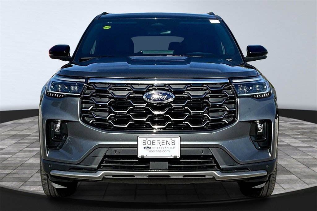 New 2025 Ford Explorer Platinum image 3
