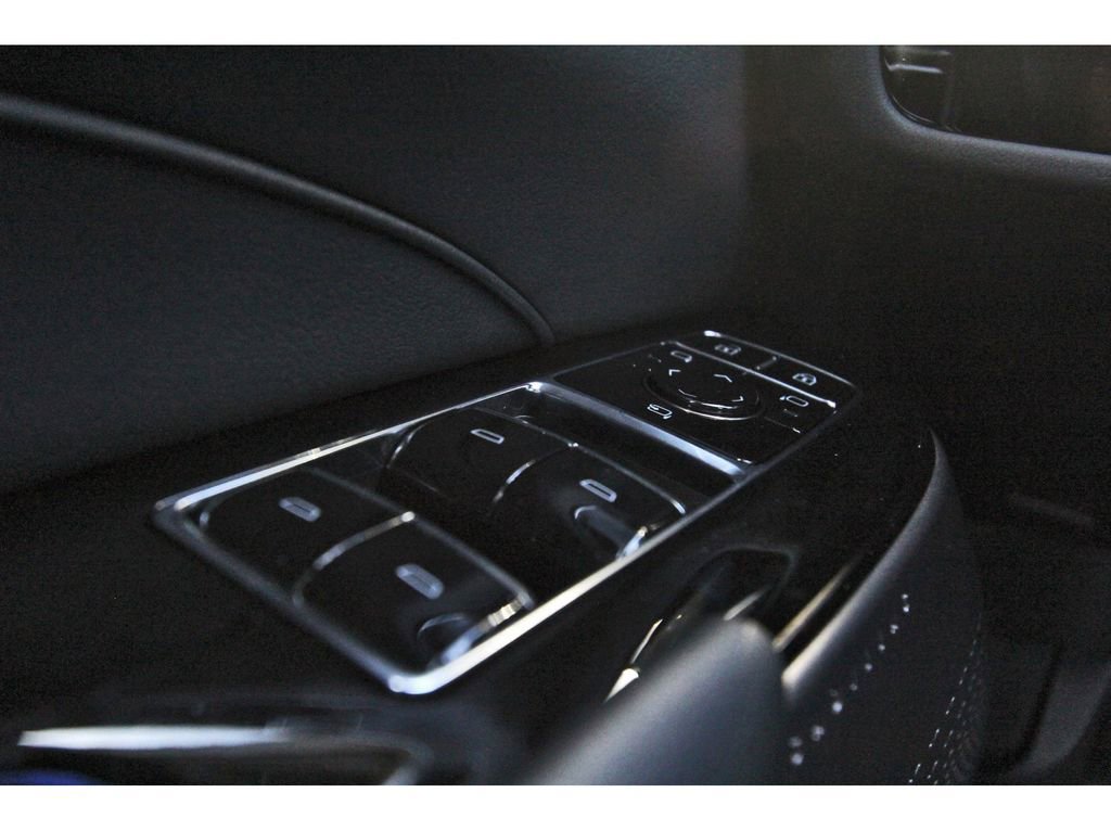 New 2026 Cadillac Lyriq Luxury image 15