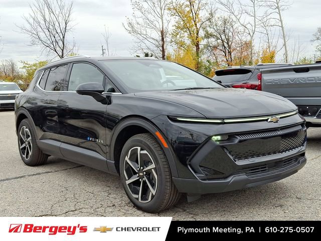 New 2026 Chevrolet Equinox EV LT image 2