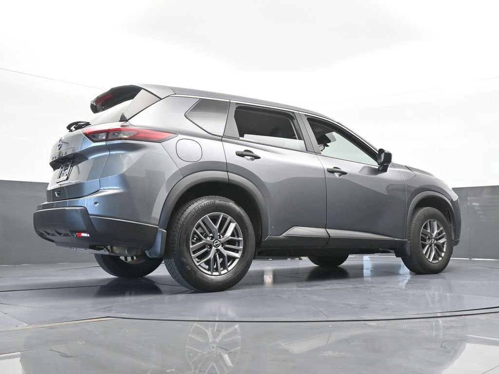 Used 2025 Nissan Rogue S FWD image 52