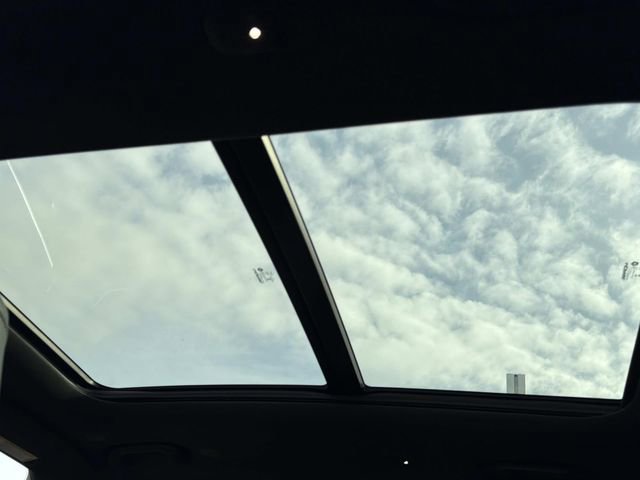 New 2025 Jeep Grand Cherokee L Limited w/ Luxury Tech Group II image 25