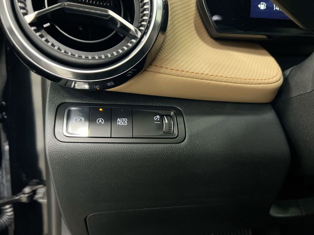 New 2026 Chevrolet Equinox ACTIV w/ LPO, Floor Liner Package image 19