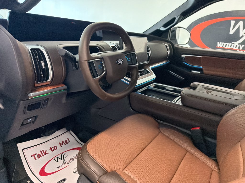 New 2027 Ford Expedition Max King Ranch RWD image 14