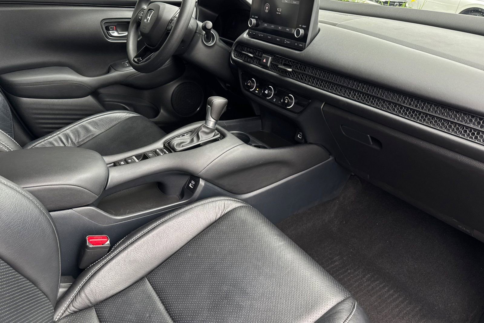 Certified 2023 Honda HR-V LX image 16