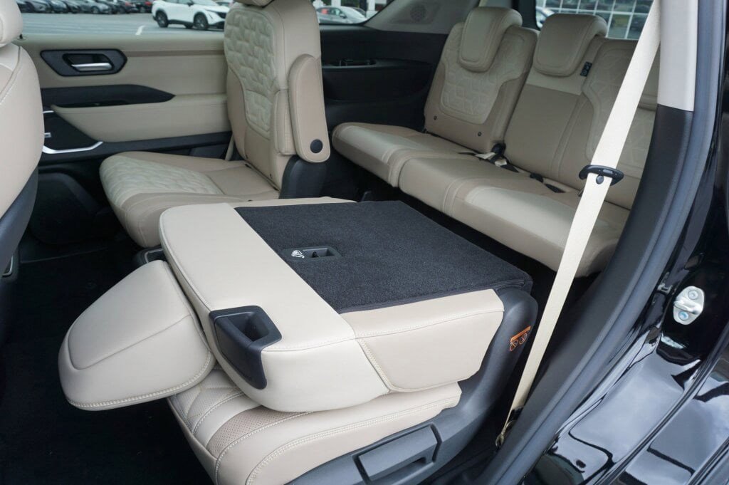 New 2026 Nissan Armada Platinum image 34