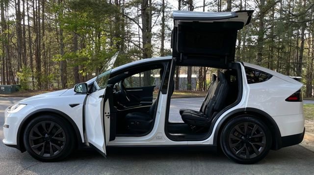 Used 2023 Tesla Model X image 6