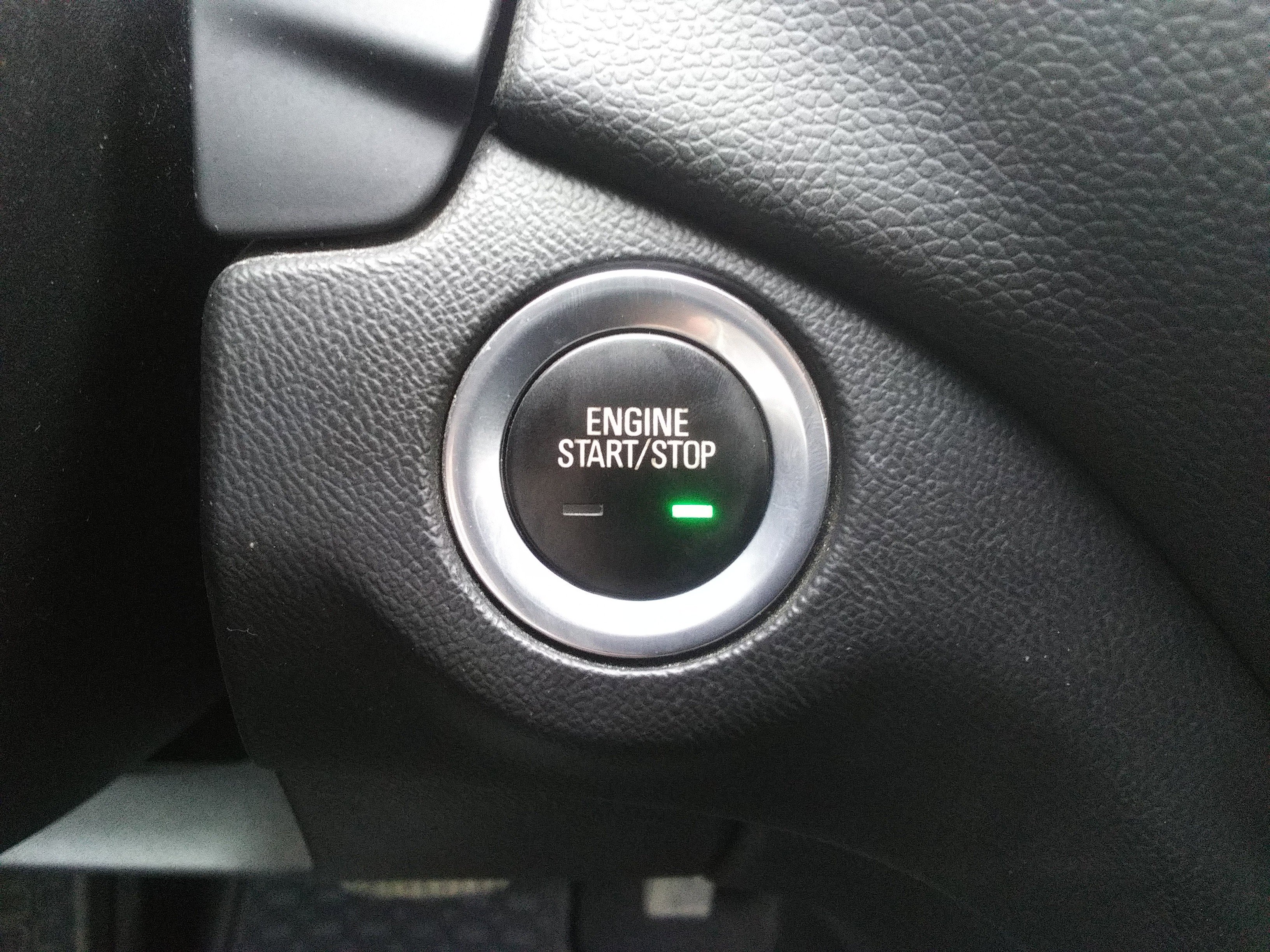 Used 2018 Chevrolet Equinox LT AWD/4WD image 17