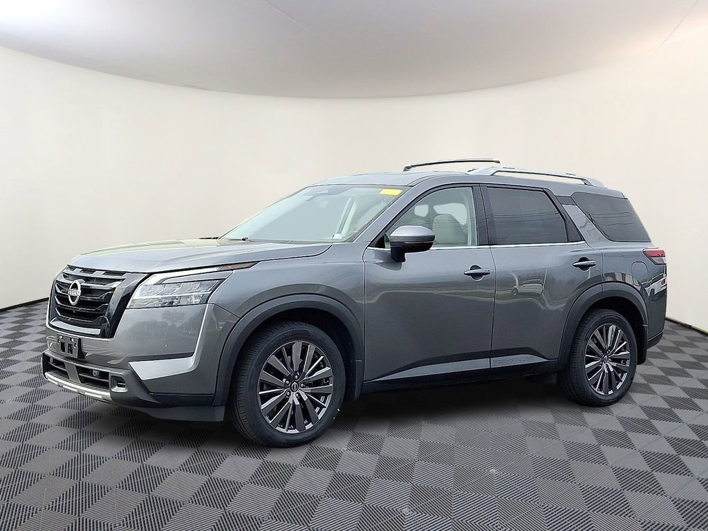 Used 2023 Nissan Pathfinder SL w/ SL Premium Package image 6
