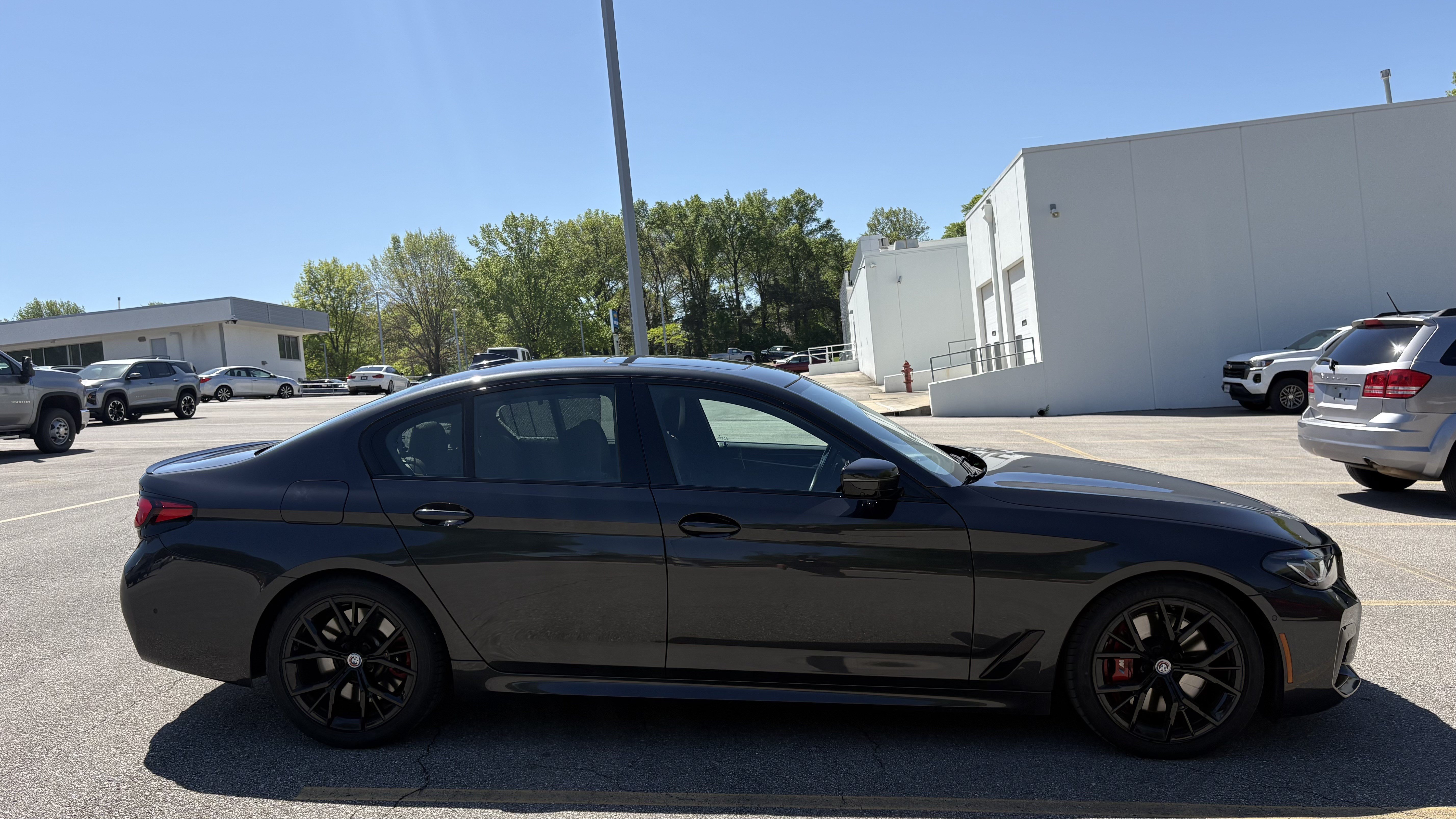 Certified 2023 BMW M550i xDrive w/ Dynamic Handling Package AWD/4WD image 11