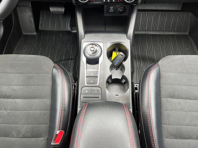 Certified 2022 Ford Escape SEL w/ SEL Stealth AWD Package image 23