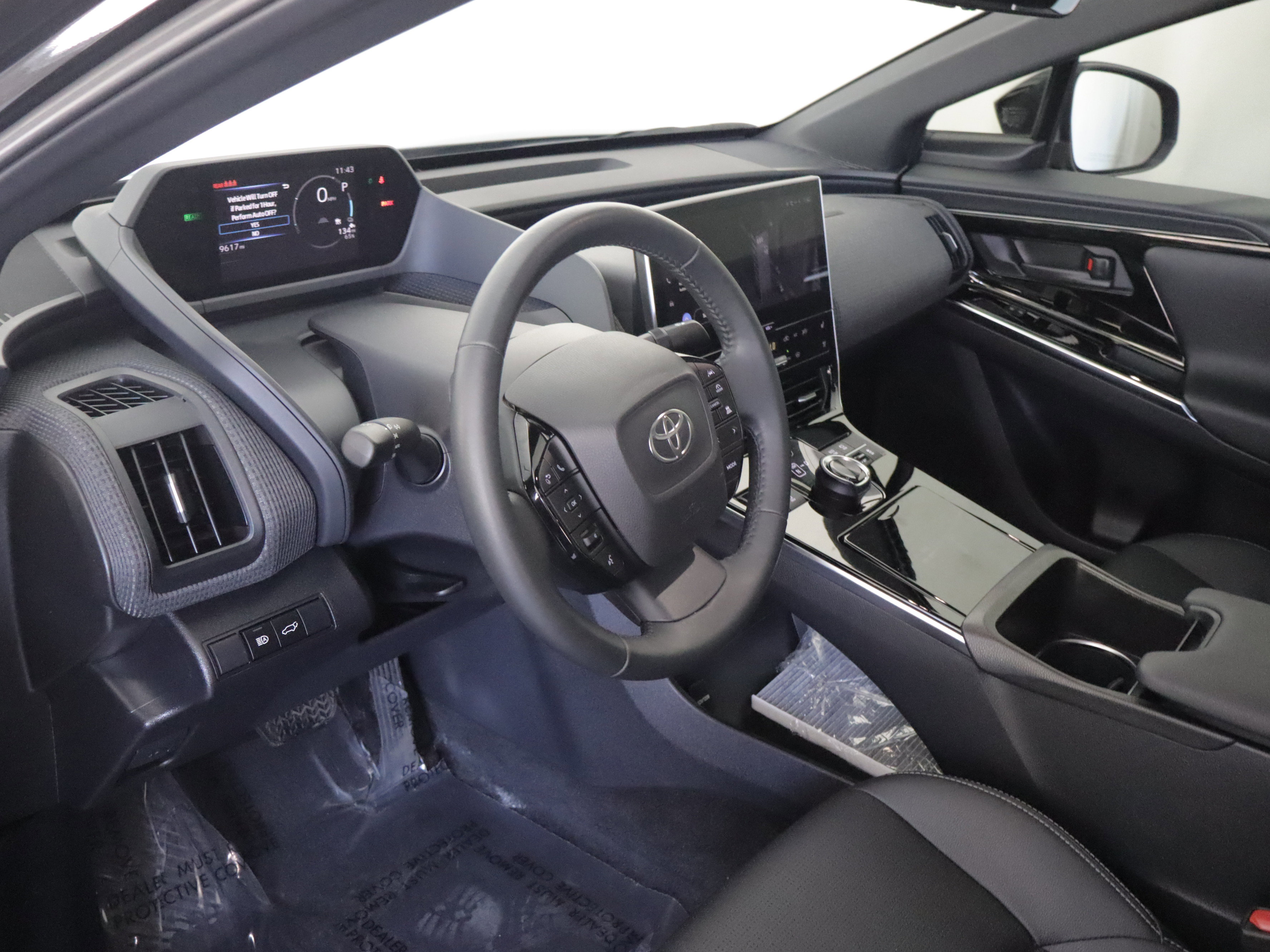 Used 2023 Toyota bZ4X AWD image 11