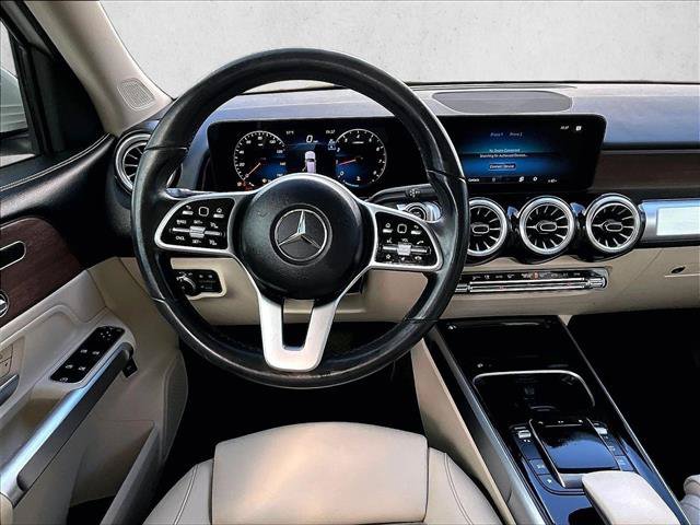 Used 2023 Mercedes-Benz C 300 Cabriolet image 7