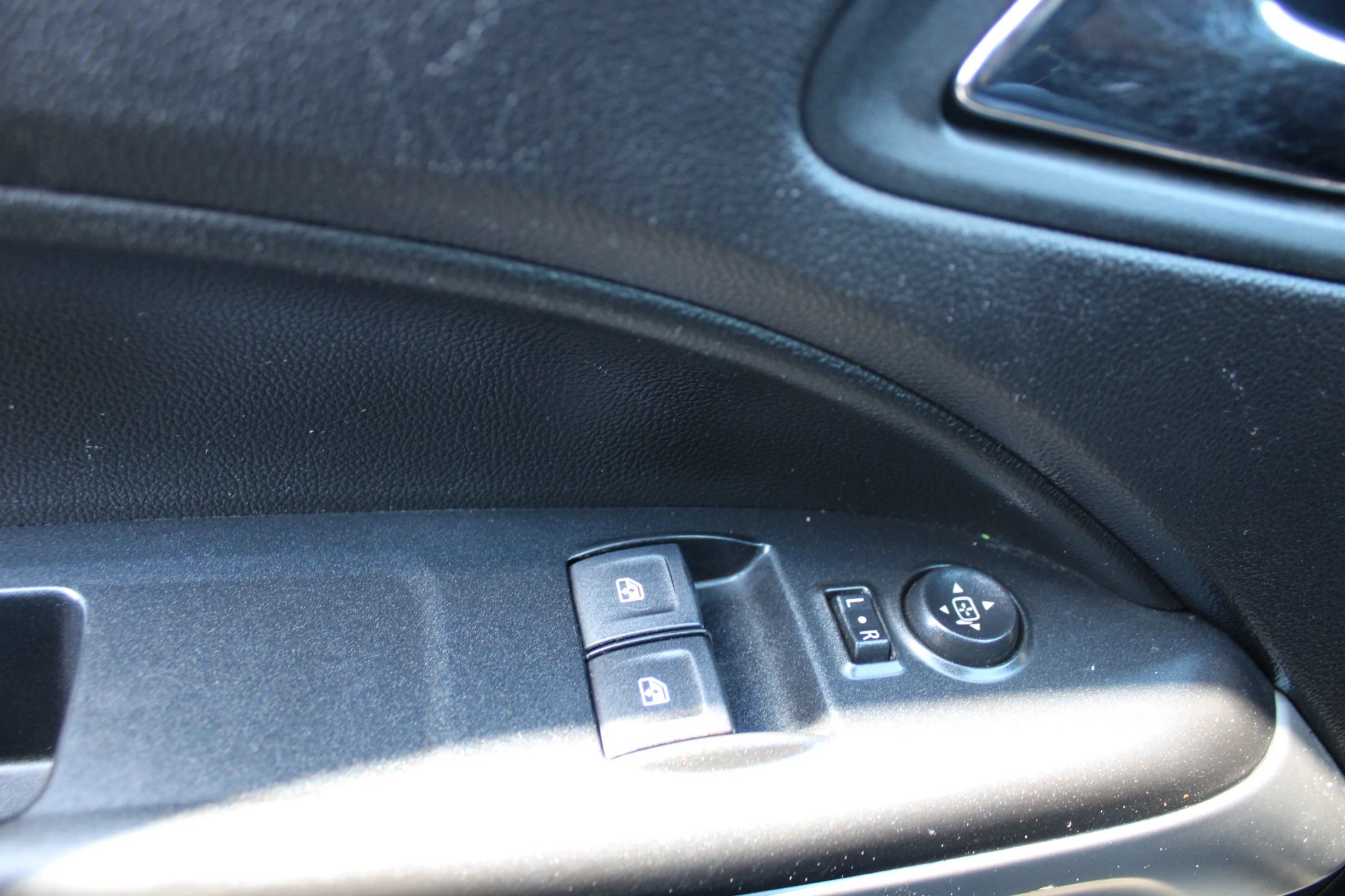 Used 2021 Chevrolet Colorado LT w/ Fleet Safety Package RWD image 20