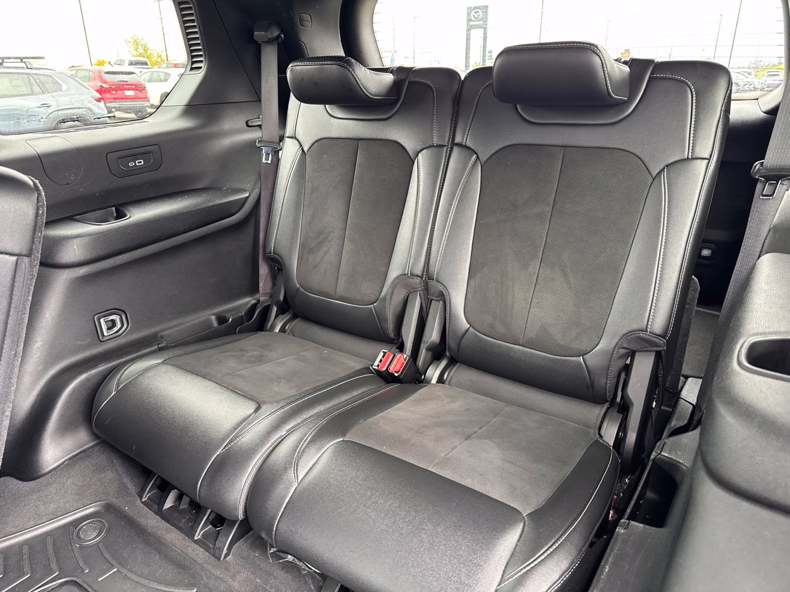 Used 2024 Jeep Grand Cherokee L Laredo AWD/4WD image 11