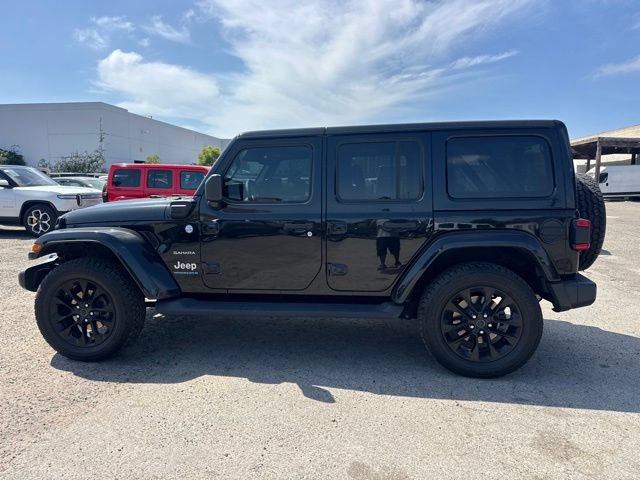 Used 2024 Jeep Wrangler Unlimited Sahara w/ Technology Group AWD/4WD image 8