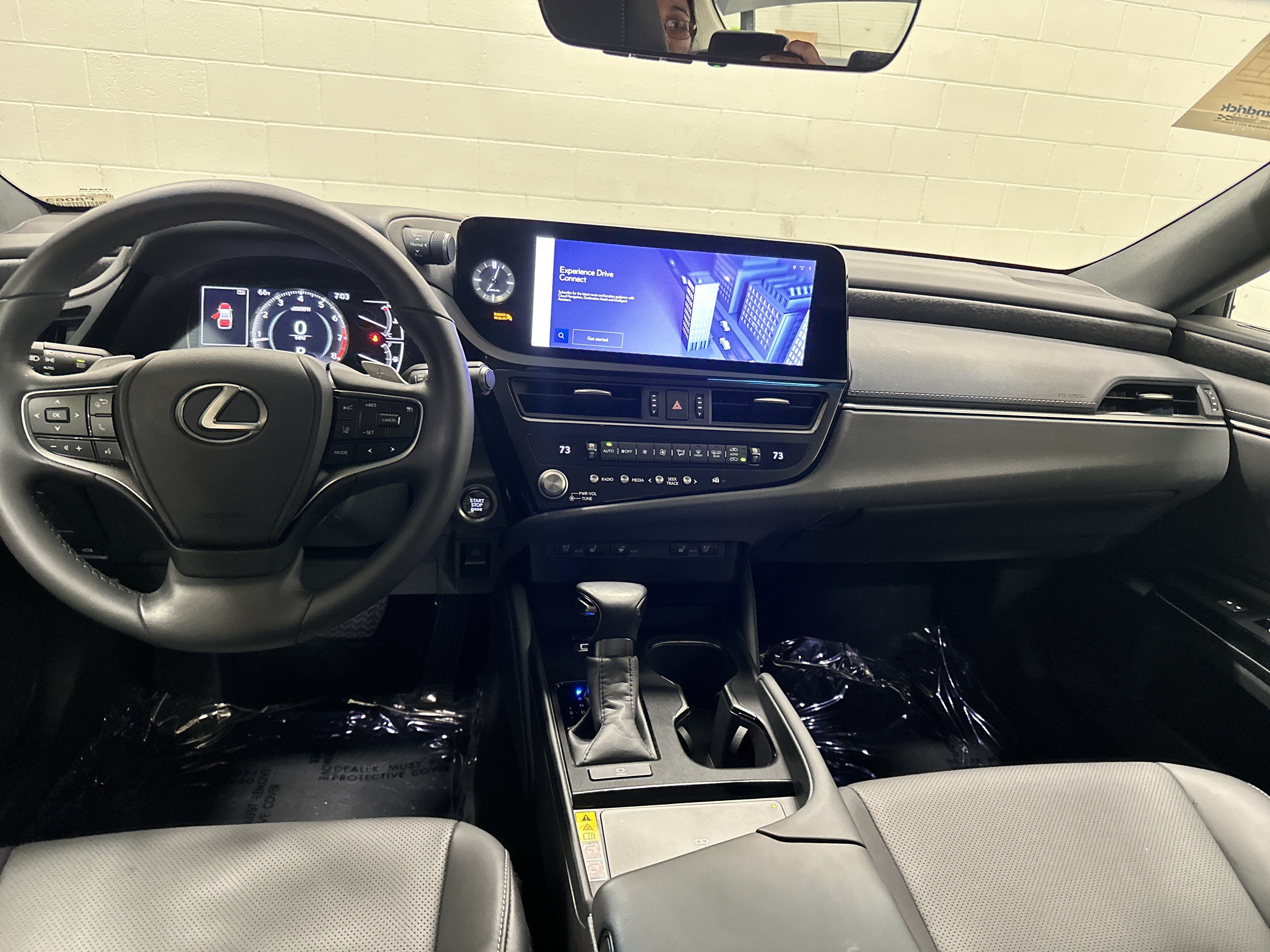 Certified 2024 Lexus ES 250 w/ Premium Package AWD/4WD image 21
