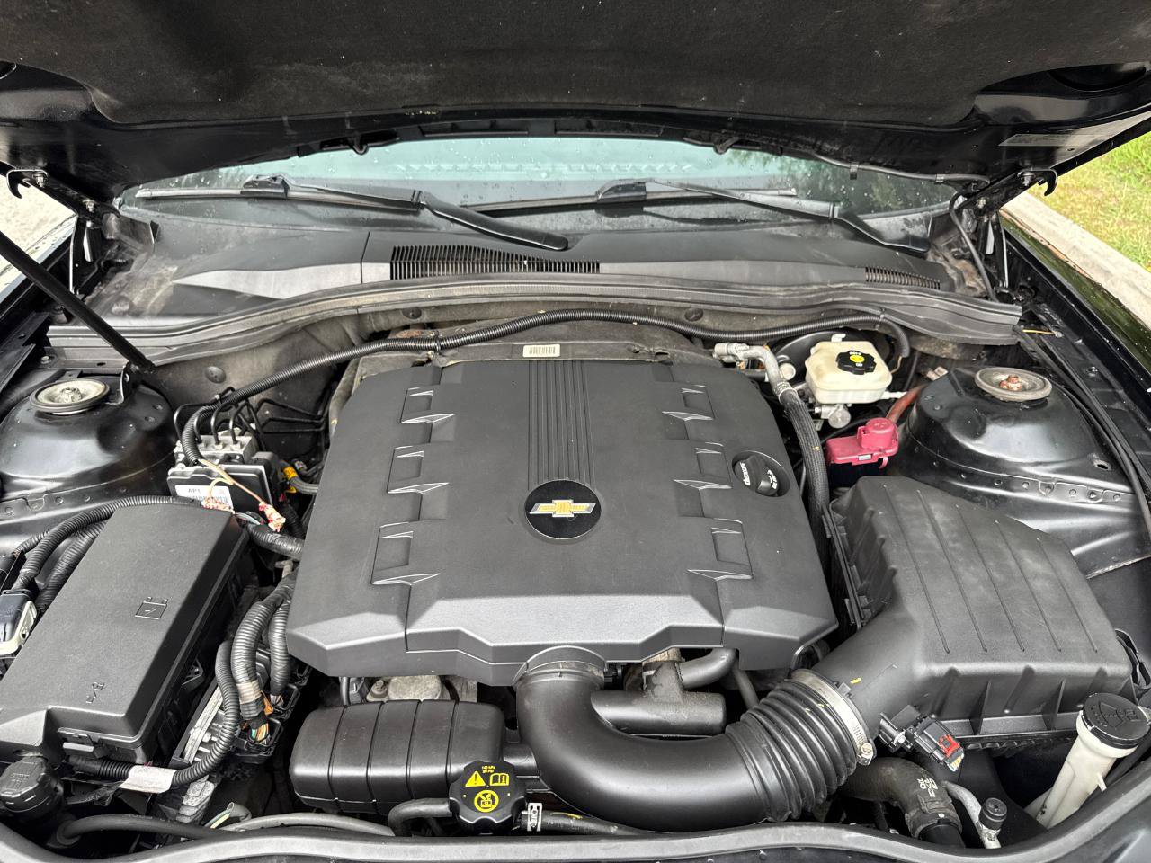 Used 2015 Chevrolet Camaro LS RWD image 9