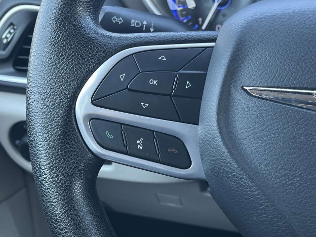 Used 2021 Chrysler Voyager Lxi FWD image 26