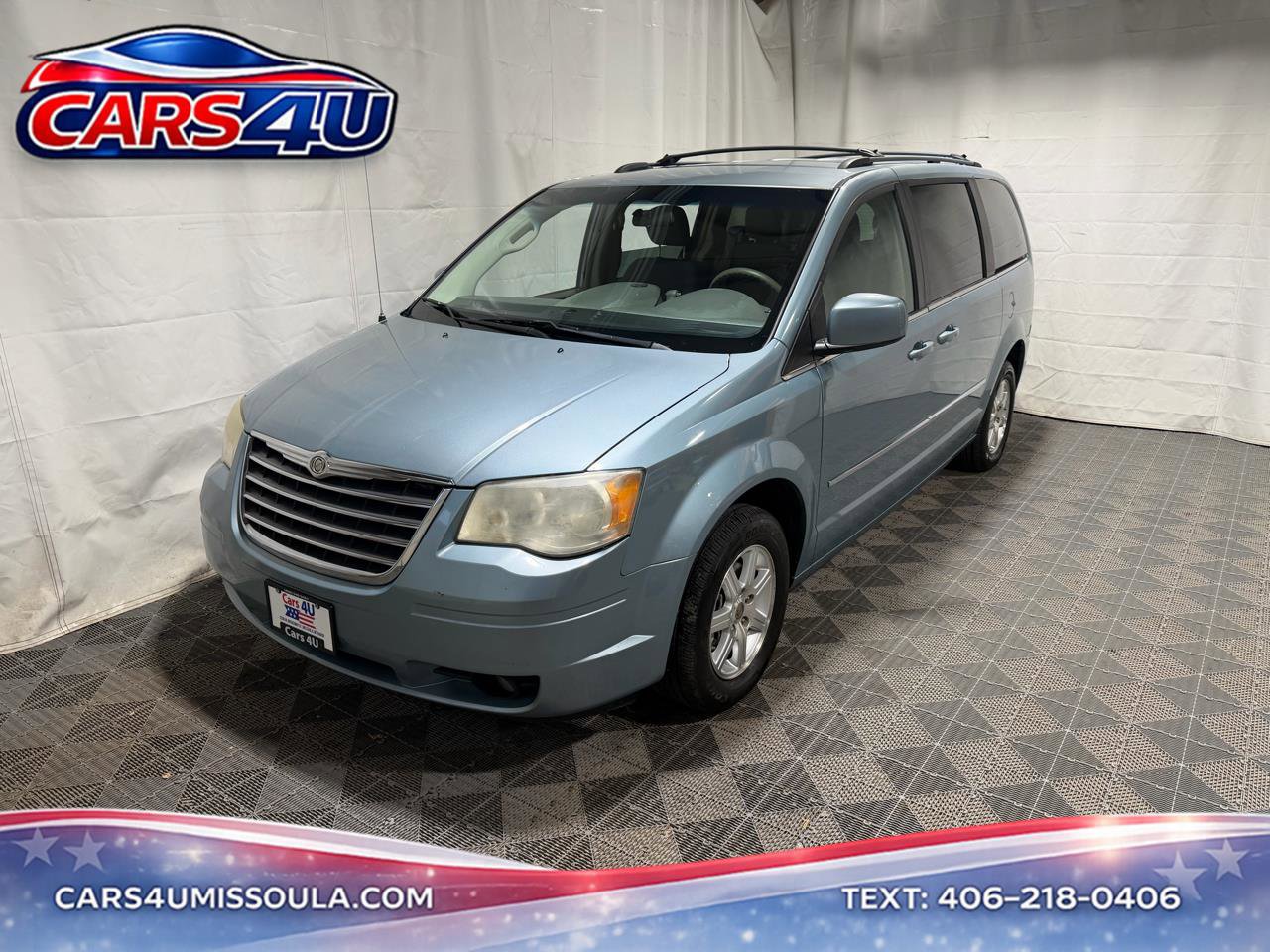 Used 2009 Chrysler Town & Country Touring w/ Flexible Seating Group