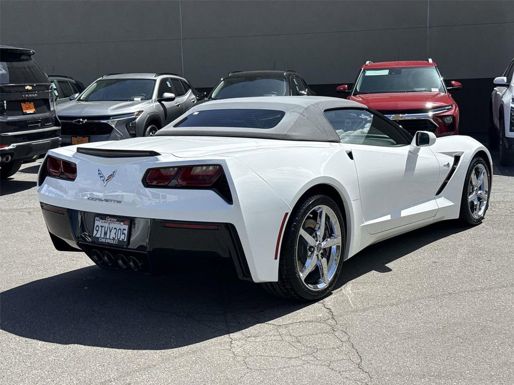 Used 2014 Chevrolet Corvette Stingray Convertible RWD image 3
