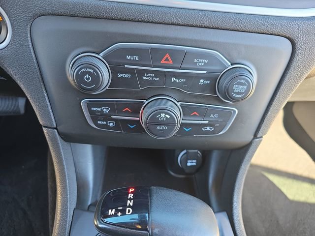 Used 2022 Dodge Charger R/T w/ Driver Convenience Group image 23