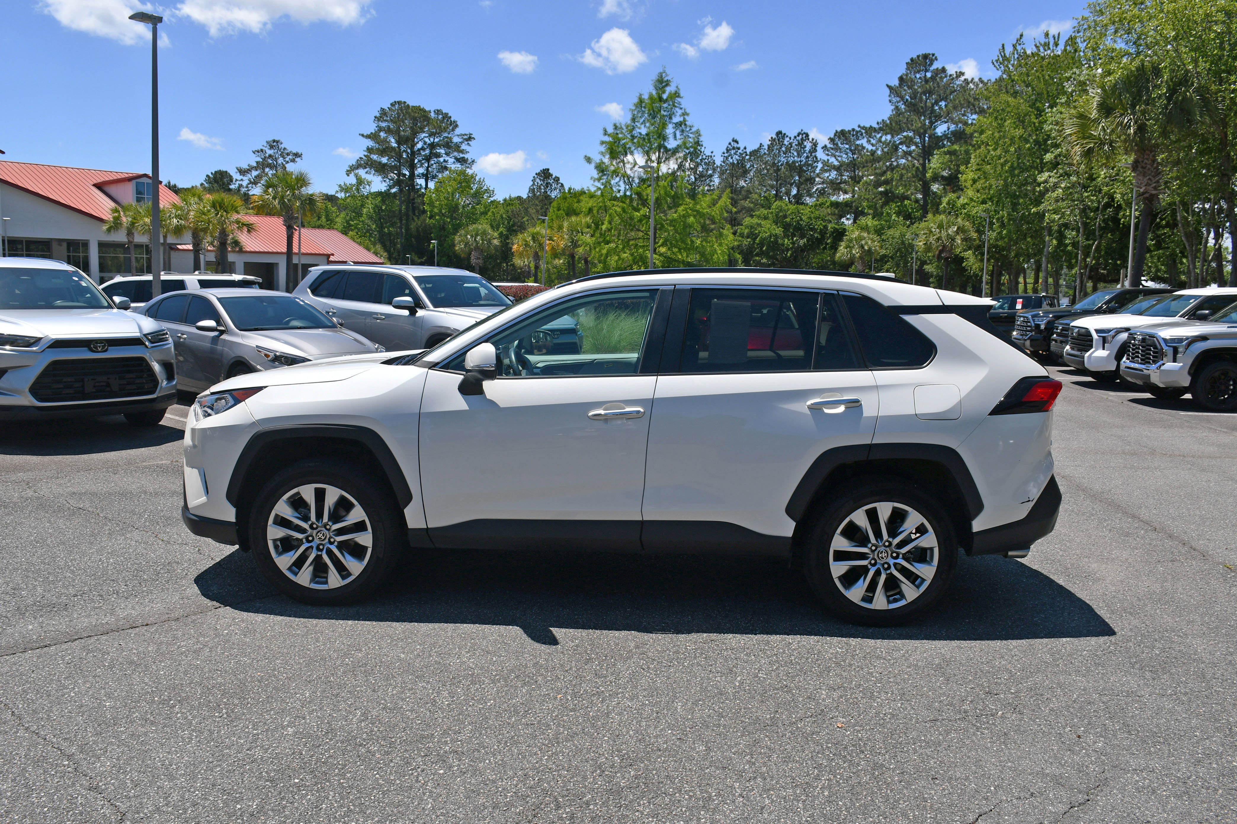 Used 2021 Toyota RAV4 Limited w/ Limited Grade Weather Package FWD image 2
