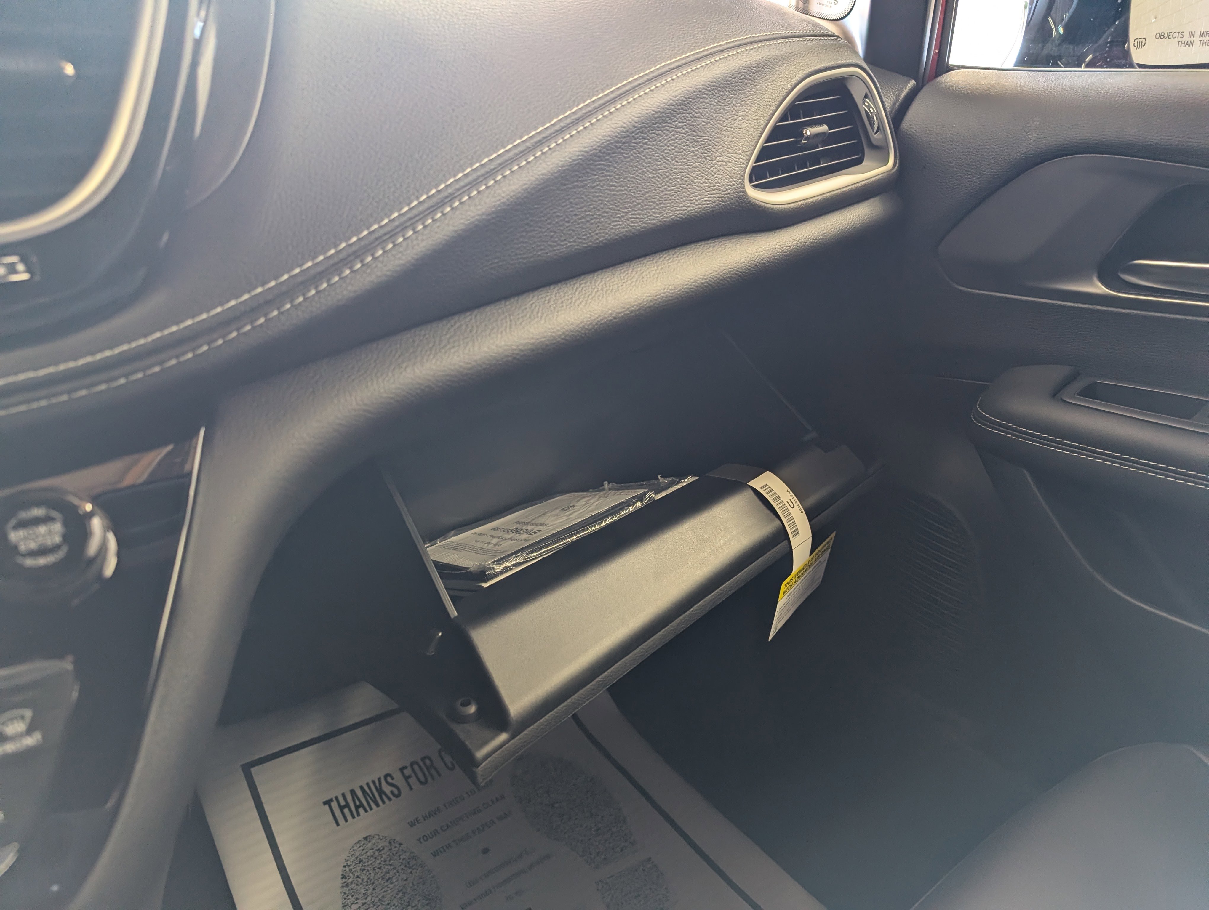 New 2026 Chrysler Pacifica Select image 15