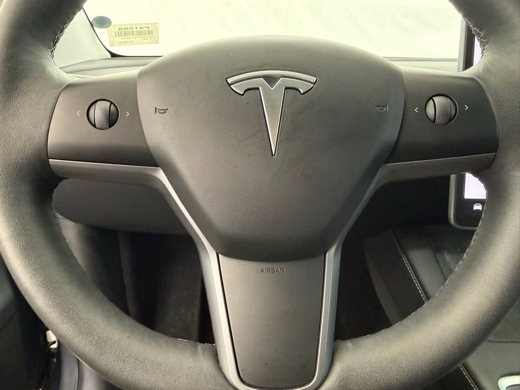 Used 2023 Tesla Model Y Long Range image 36