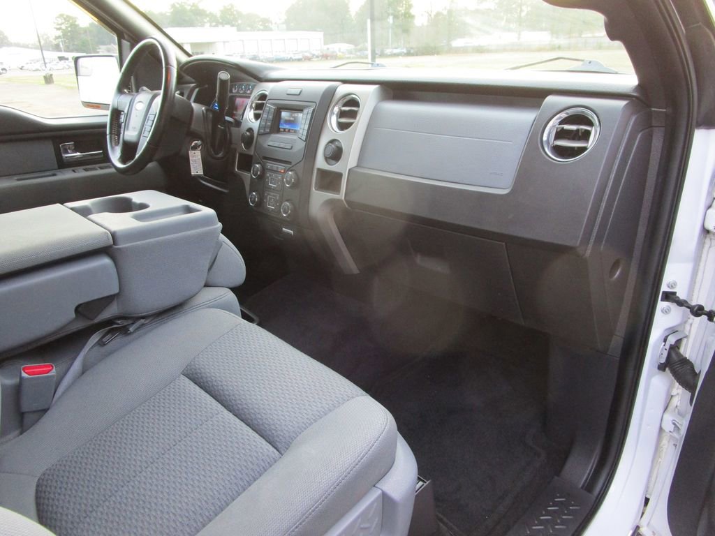 Used 2013 Ford F150 XLT w/ XLT Chrome Pkg image 24