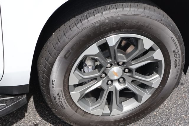 Used 2025 Chevrolet Tahoe LS AWD/4WD image 30