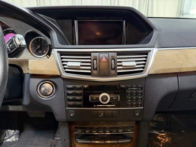 Used 2011 Mercedes-Benz E 350 4MATIC Wagon image 14