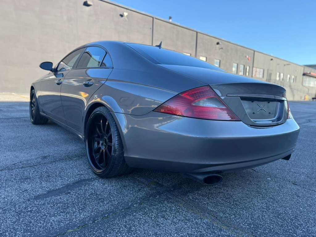 Used 2007 Mercedes-Benz CLS 550 CLS 550 4dr Sedan image 13