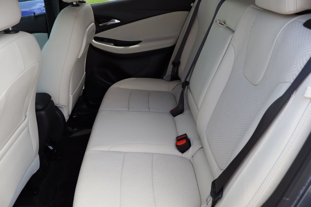 Certified 2022 Buick Encore GX Essence w/ Experience Buick Package FWD image 24
