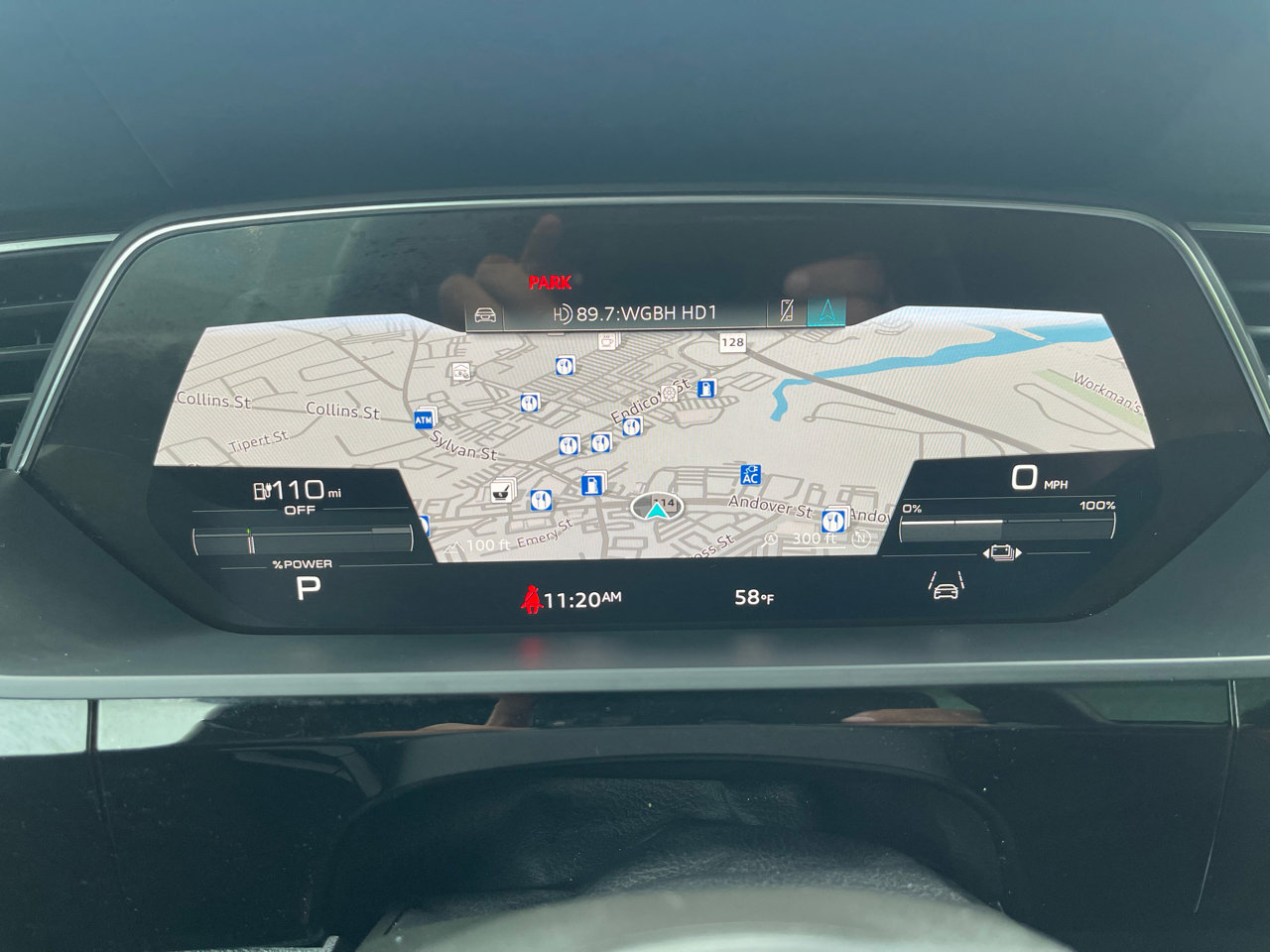 Used 2023 Audi e-tron Premium Plus w/ Premium Plus Package image 31