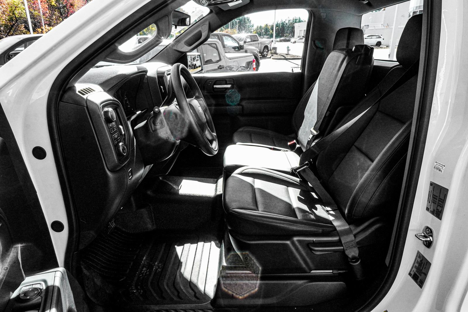 New 2025 Chevrolet Silverado 1500 W/T image 16