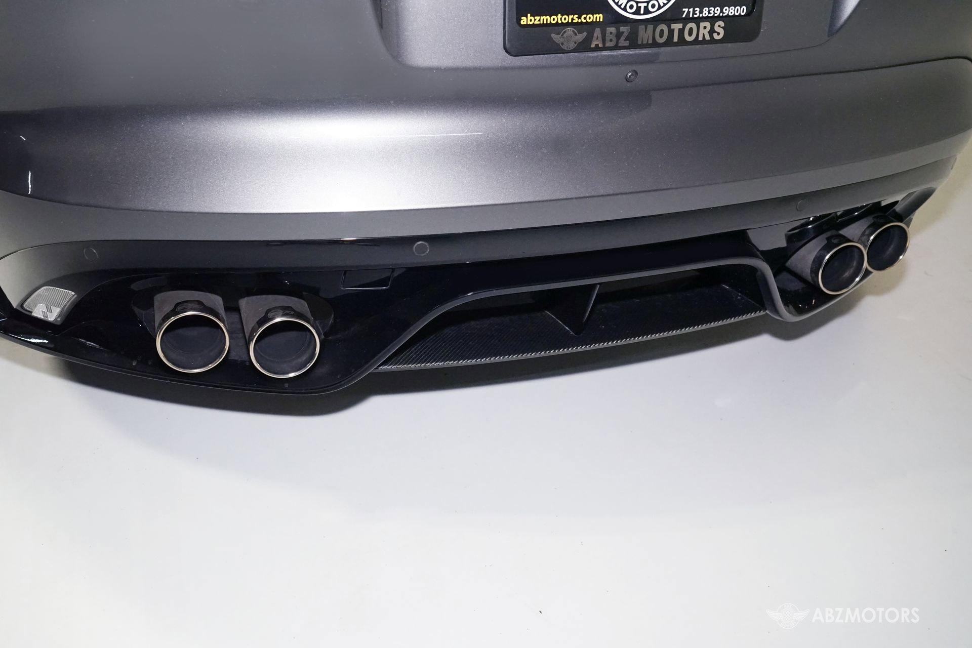 Used 2017 Jaguar F-TYPE SVR AWD/4WD image 11
