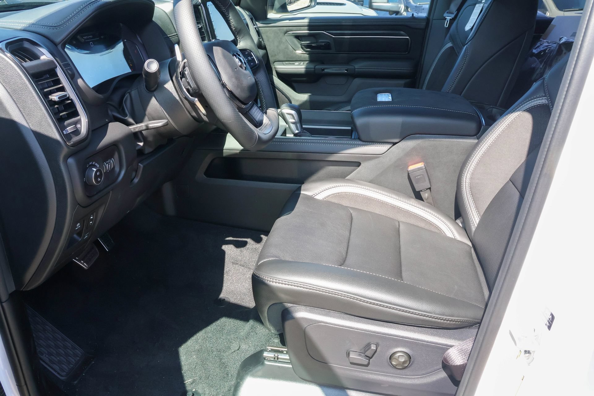 New 2027 RAM 1500 RHO w/ Bed Utility Group AWD/4WD image 4