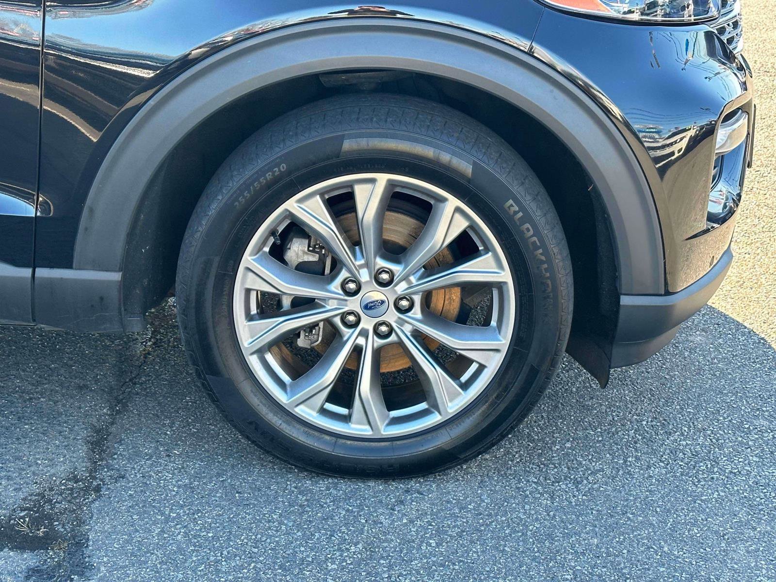 Used 2022 Ford Explorer Limited w/ Equipment Group 301A image 6