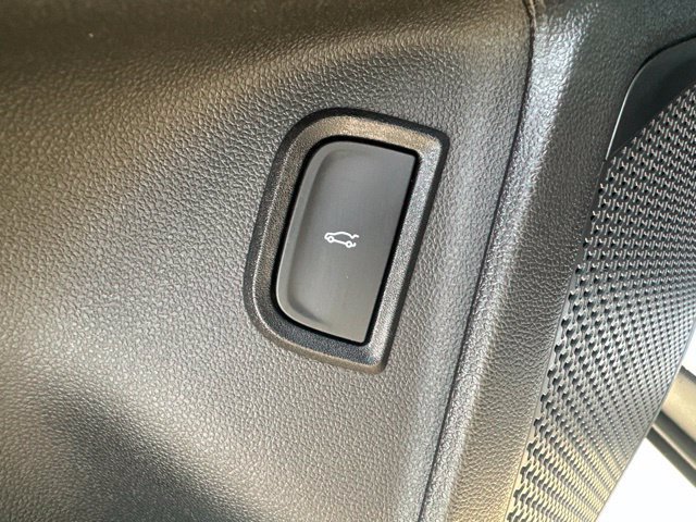 Used 2024 Chevrolet Blazer EV LT AWD/4WD image 27